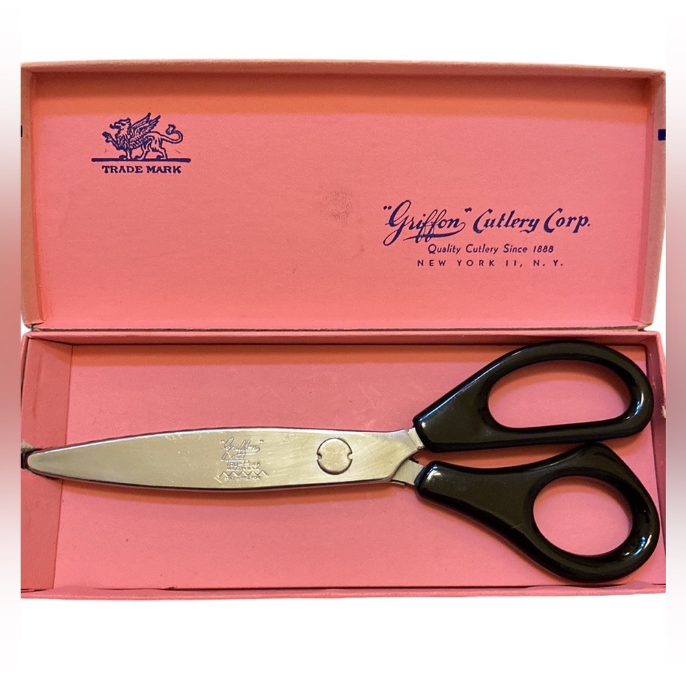 Vintage Griffon Pinking Shesrs